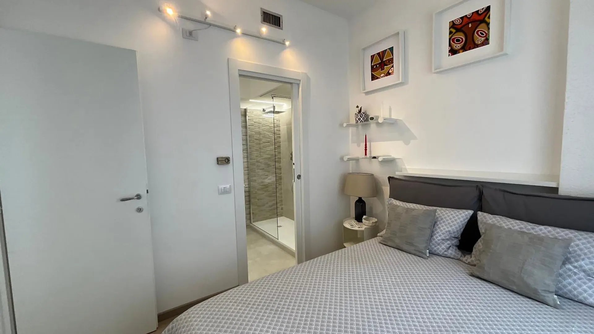 Апартаменты Bilocale San Giovanni Design Apartament Рим